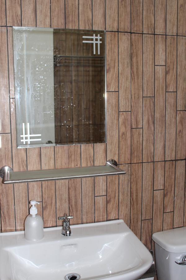 # 15 Laguna Bel-Air Home In Sta Rosa By Red Door House Rental Santa Rosa  Exterior photo